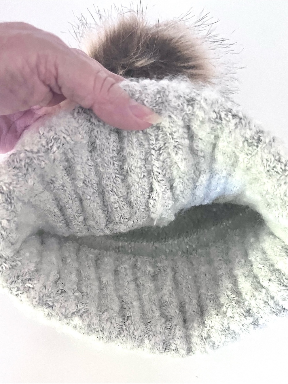D&Y Light Gray Knit Beanie with Faux Fur Pom - Picture 5 of 7